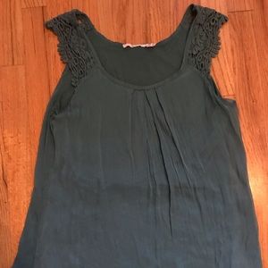 Super cute loose blouse with crochet cap sleeves